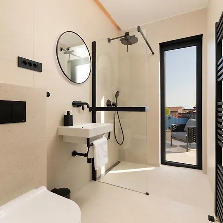Villa Cesarica With Heated Pool, Indoor Pool And Sauna *