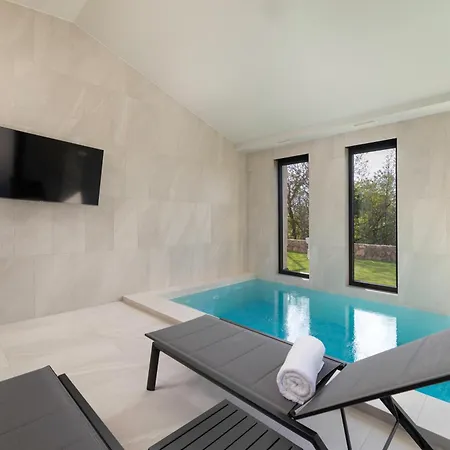 Villa Cesarica With Heated Pool, Indoor Pool And Sauna
