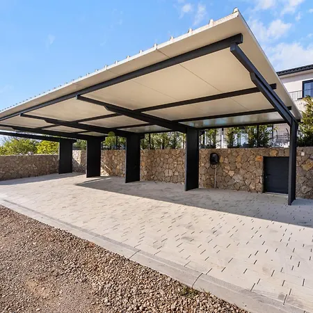 Cesarica With Heated Pool, Indoor Pool And Sauna * Vrh (Krk)